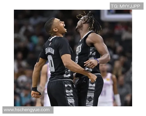 2007年NBA季后赛爵士与马刺的激烈对决与精彩瞬间回顾